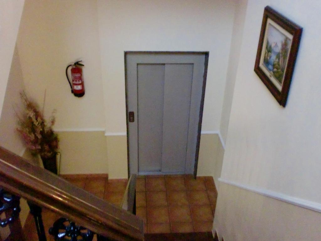 Hostal Las Tres Jotas Alcaracejos Екстер'єр фото