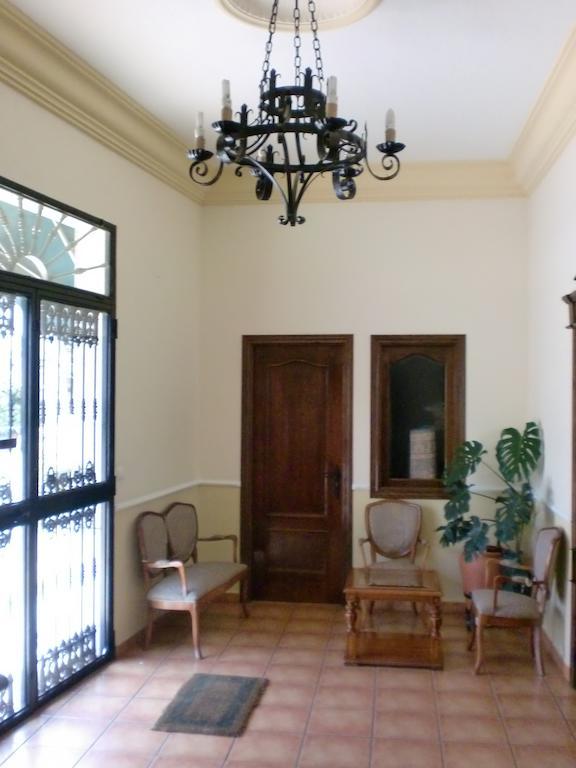 Hostal Las Tres Jotas Alcaracejos Екстер'єр фото