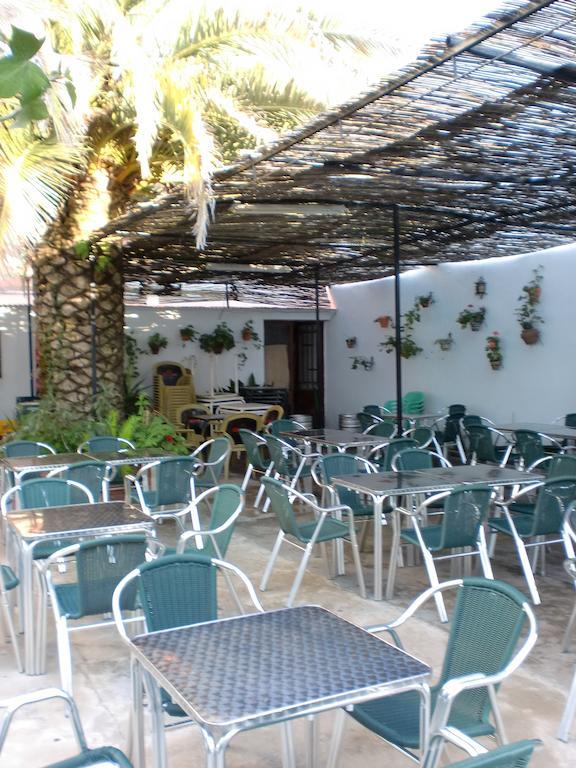 Hostal Las Tres Jotas Alcaracejos Екстер'єр фото